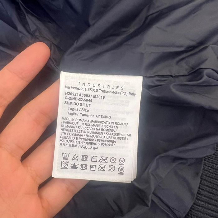 Geaca Moncler cu puf