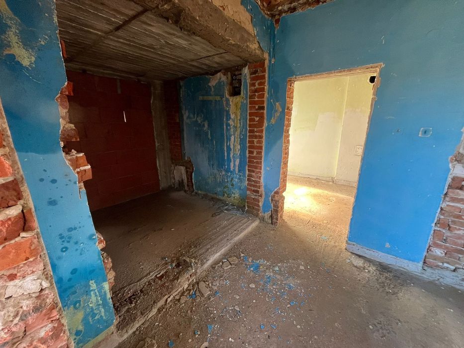 Продавам къща в с. Лозарево – 379 м2