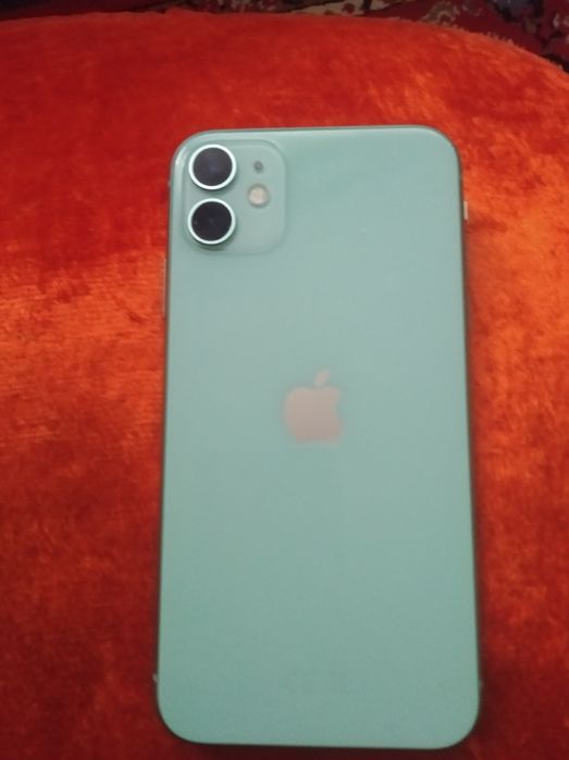 Iphone 11 sotiladi xotira 128g