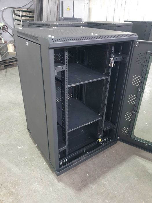 Серверный шкаф 22U (24U) Serverniy shkaf 22U (24)