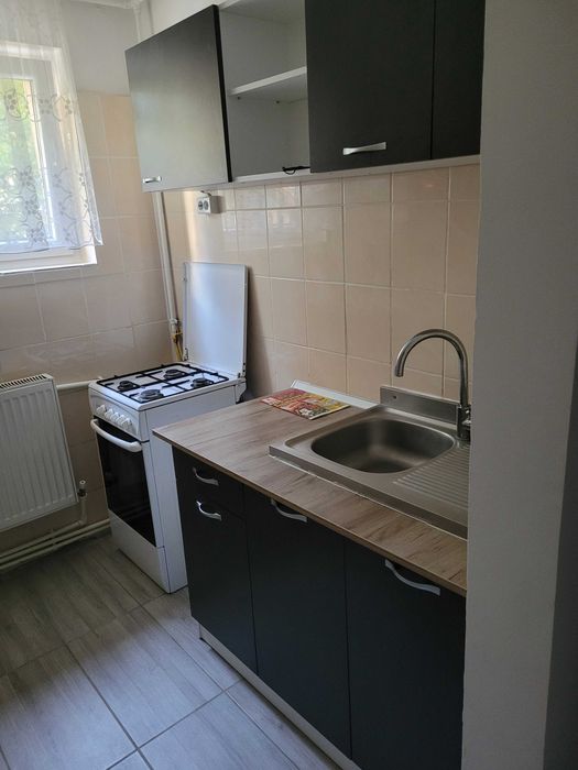 Inchiriez apartament 2 camere