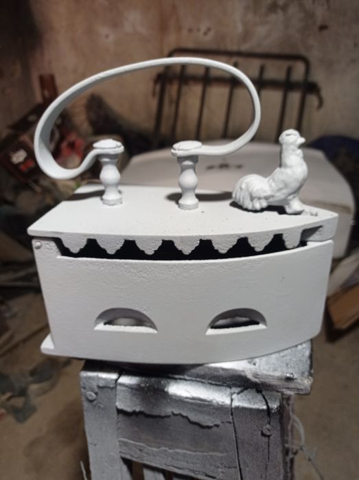 Старинный советский утюг