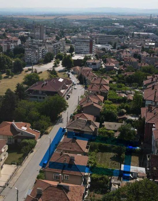 Продава се Къща в Горна Оряховица - 316 кв.м за 1330 €/кв.м - Снимка #2