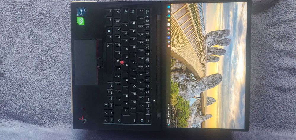 Lenovo ThinkPad X1 Carbon Gen 11, 32GB RAM, гаранция до 11.2026г.