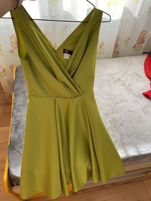 Vând rochie de ocazie