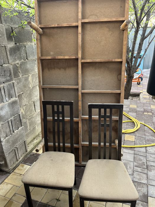 Продам стол срочно