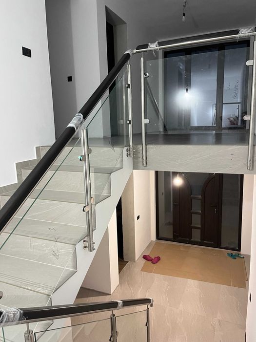 Balustrade inox Balustrade din Sticla / Scari Inox Scari sticla
