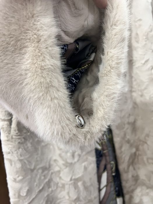 Шуба каракуль