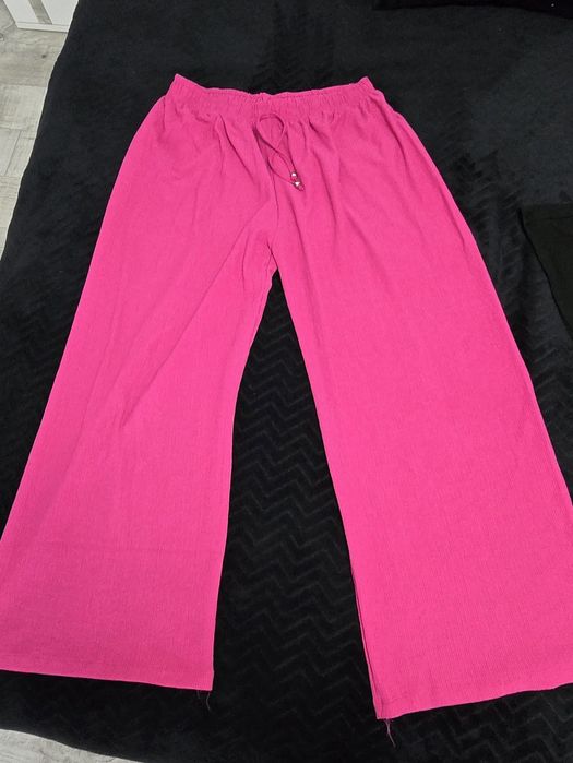 Дамски дънки  и панталони