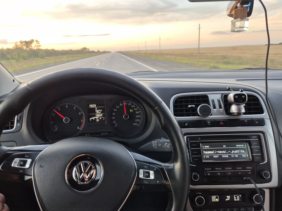 Продам volkswagen polo