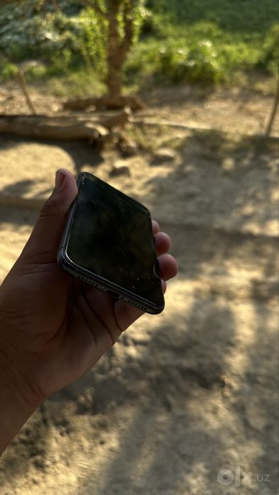 iphone 11 sotiladi