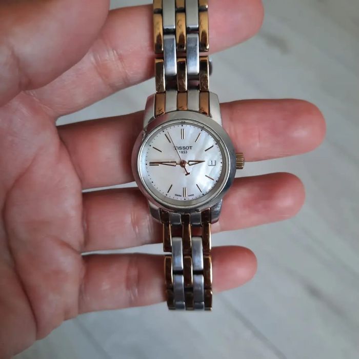 Часы женские Tissot