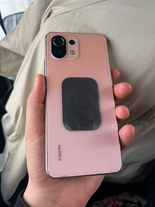 Mi 11 Lite 128/8+3 xolati alo darajada