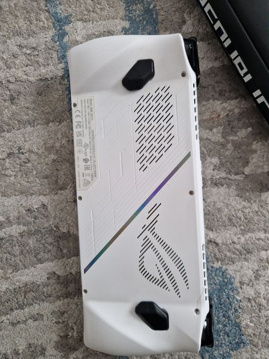Asus Rog Ally Z1 Extreme
