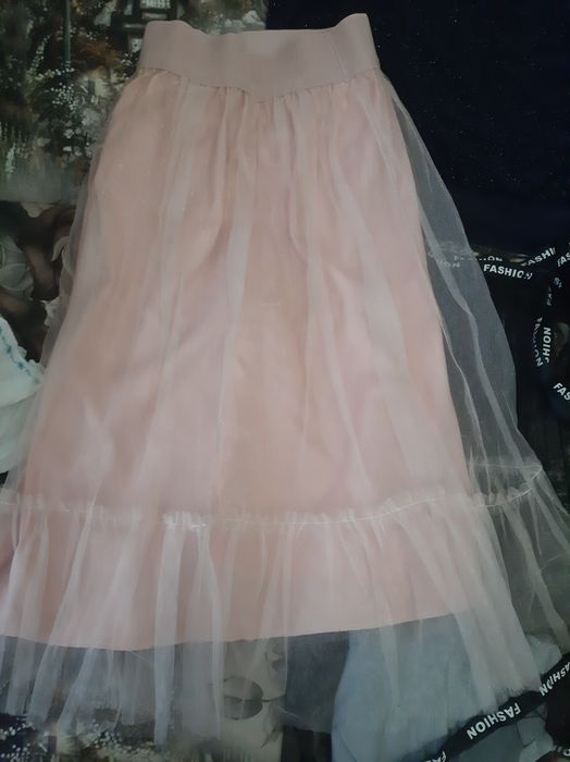 Пиджак для девочки стильный.