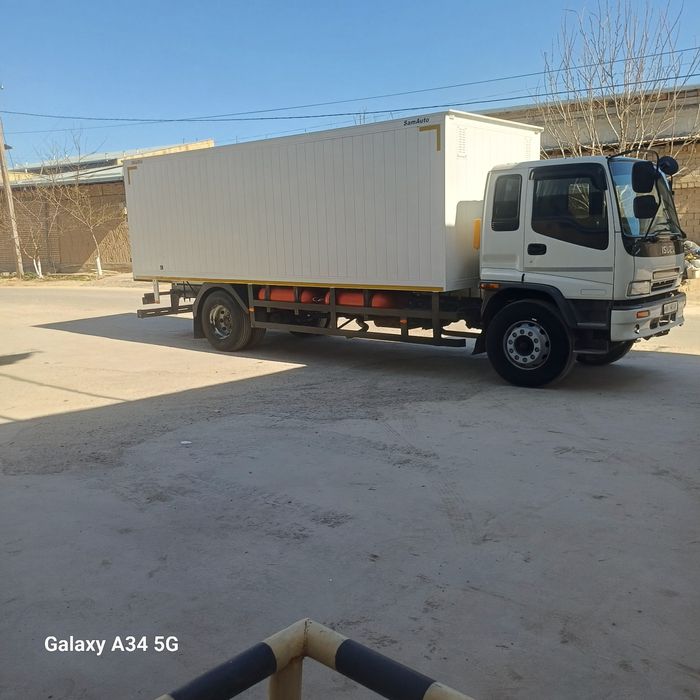 Isuzu 10 tonnalik sotiladi yurigan par abeki 385 ming  2021 yil