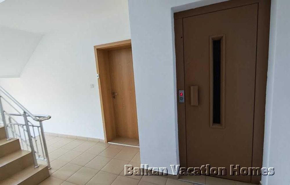 Продава се Двустаен апартамент в Варна, Галата - 66 кв.м за 1058 €/кв.м - Снимка #10