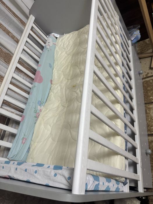 Продается детская кроватка