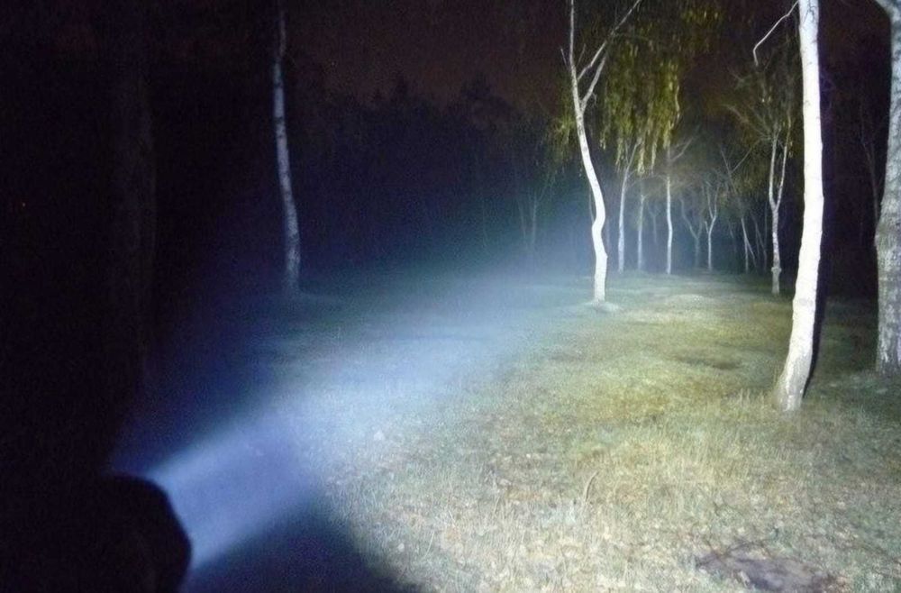 Подарок мужчине мощный фонарь