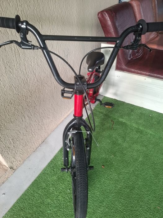 Bicicletă BMX de scheme dar o poți folosi  normal