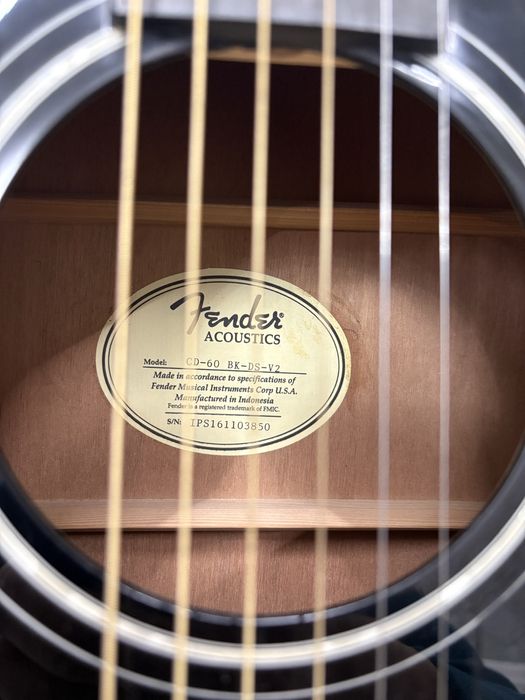 Срочно Fender CD-60 Акустическая гитара