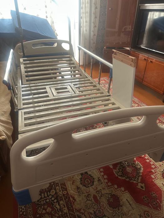 Кровать для лежачих больных