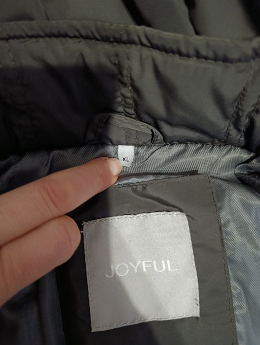 Geacă cu glugă detașabilă Joyful