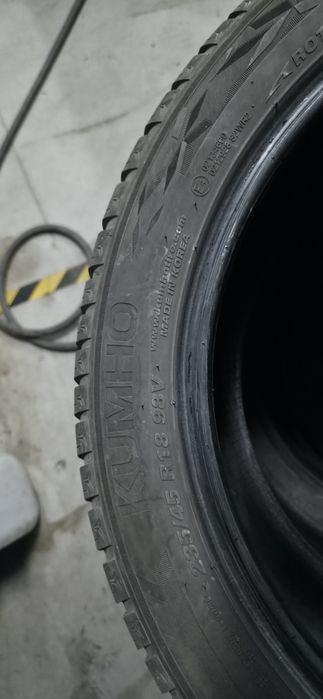 Anvelope iarna 235 45 R18