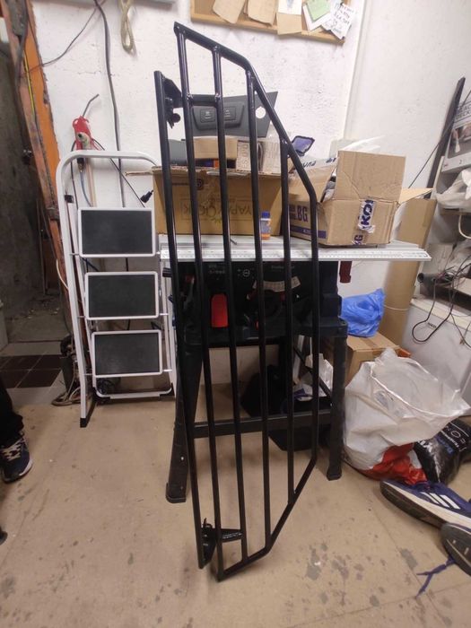 Продавам аксесоари за Dacia Duster 2