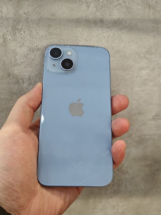 iPhone 14 128 очень хороший