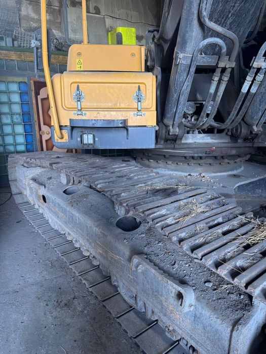 Продам гусеничный экскаватор VOLVO EC300DL