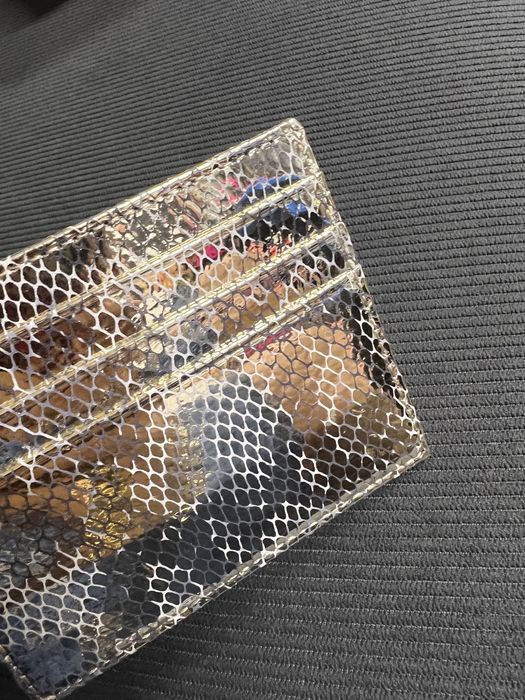 Картхолдър нов в златен цвят