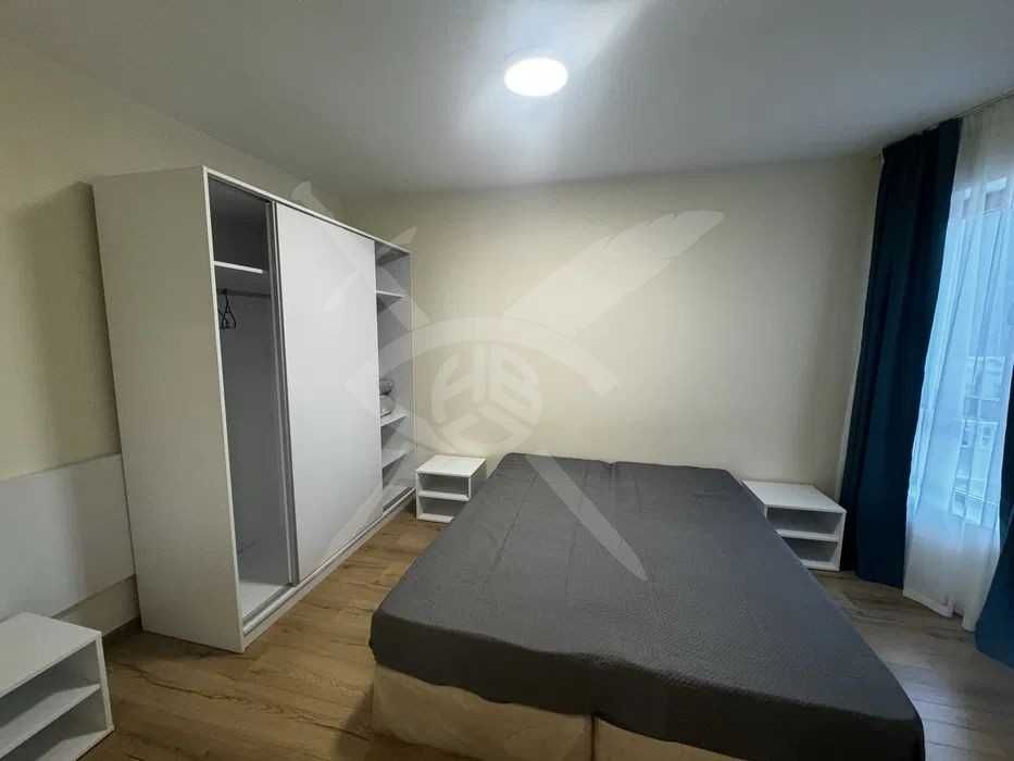 Дава се под наем Тристаен апартамент в Варна, Аспарухово - 91 кв.м за 800 € - Снимка #2