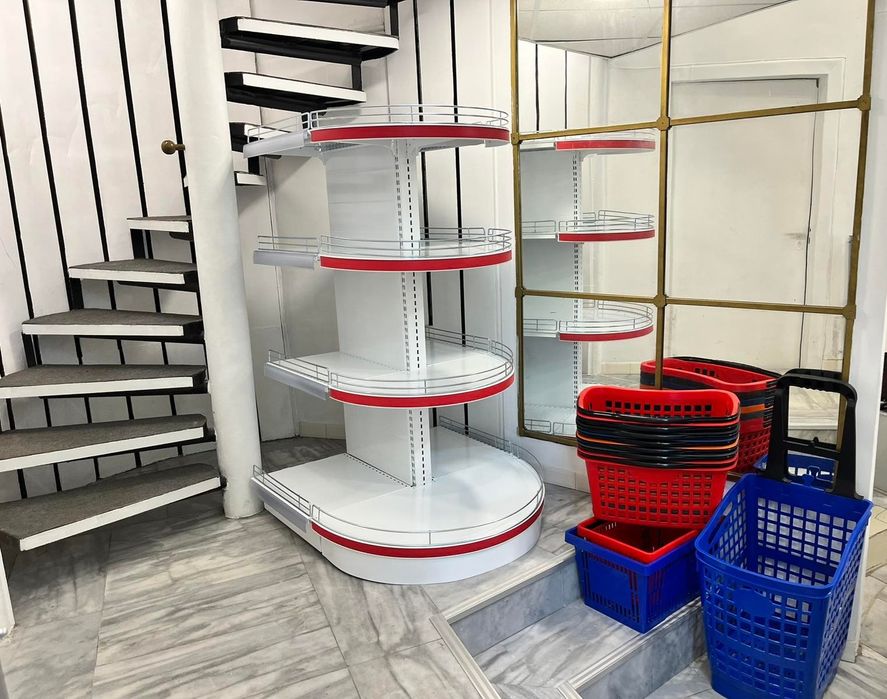 Островен стелаж за аптека, зоомагазин, хранителен магазин и др.