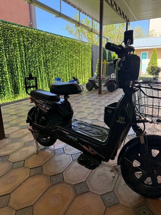 Электроскутер  SUP