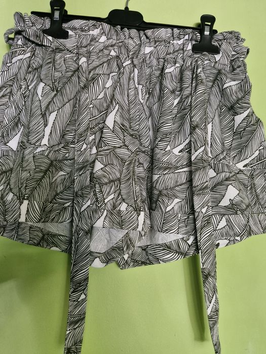 Pantaloni scurti dama