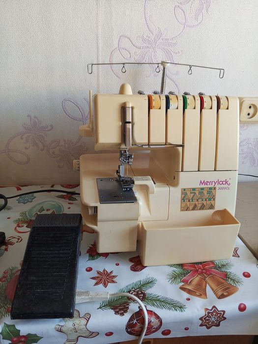 Продам оверлог Merrylock 3000CL