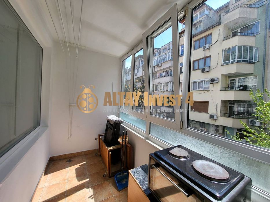 Дава се под наем Двустаен апартамент в Варна, Червен площад - 64 кв.м за 382.5 € - Снимка #9