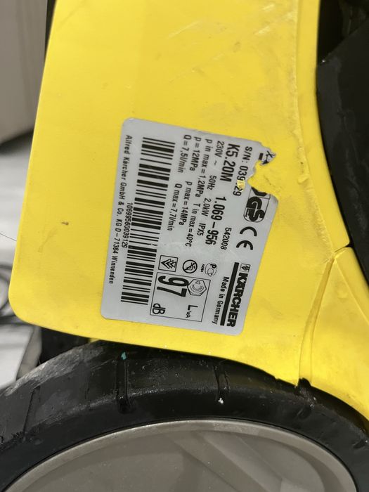 Продаю karcher k5