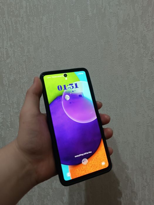 Самсунг А52 128гб