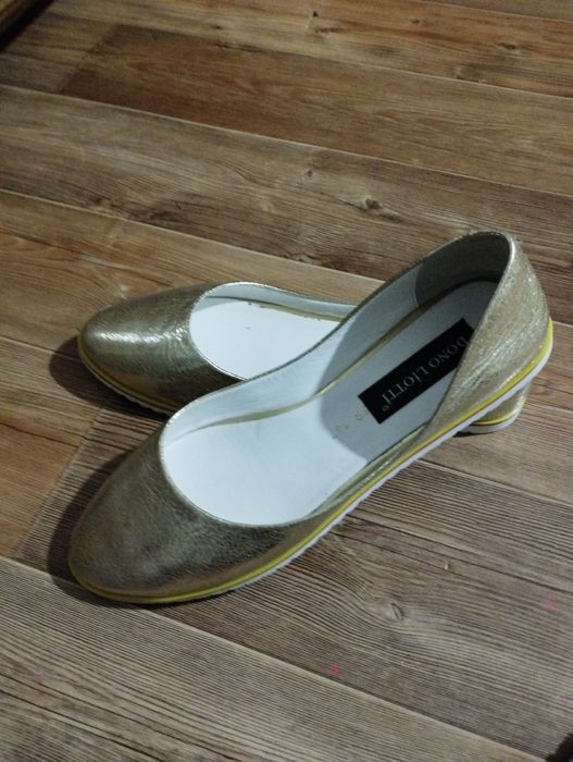 Продам балетки новые