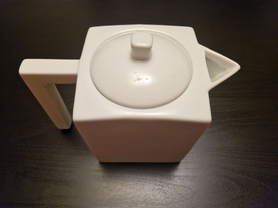 Cafetiera portelan noua