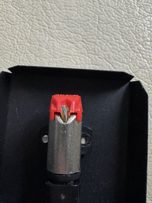 SHURE M92E HiFi cartridge /stylus grip color/red