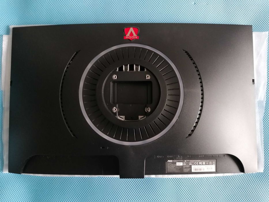 Монитор Gaming QLED VA AOC Agon AG273QCX 27"QHD, 1ms, 144Hz, Freesync