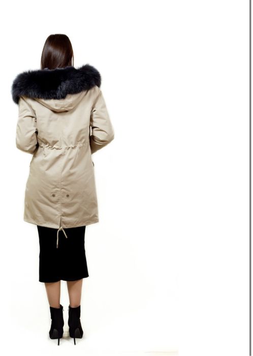 Парка теплая бежевая