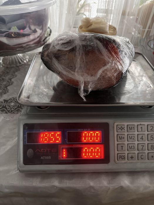 Головы рыбы семги