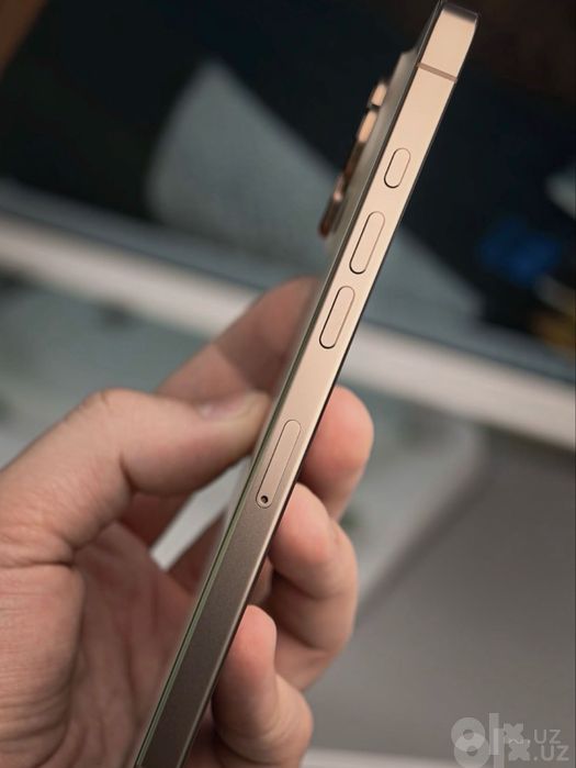Iphone 16 Pro max Deser Titanium