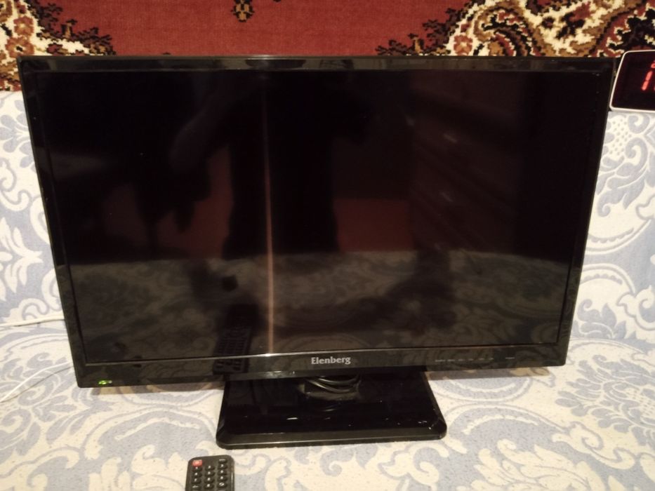 LED телевизор Elenberg LD28N70W