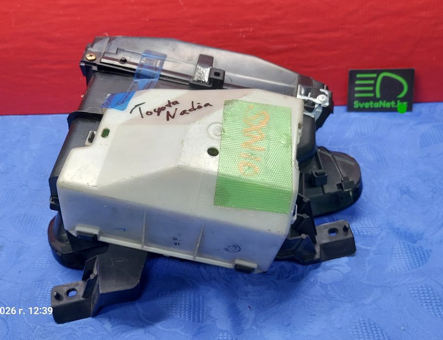 Щиток панель приборов спидометр Тойота Надия