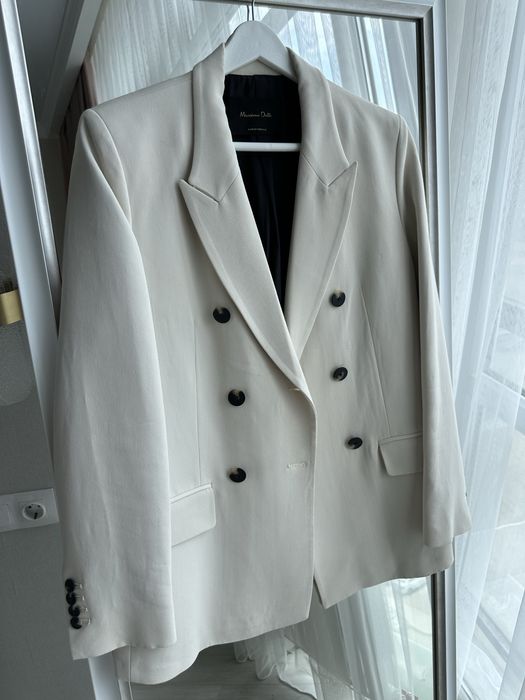 Женский пиджак от Massimo Dutti